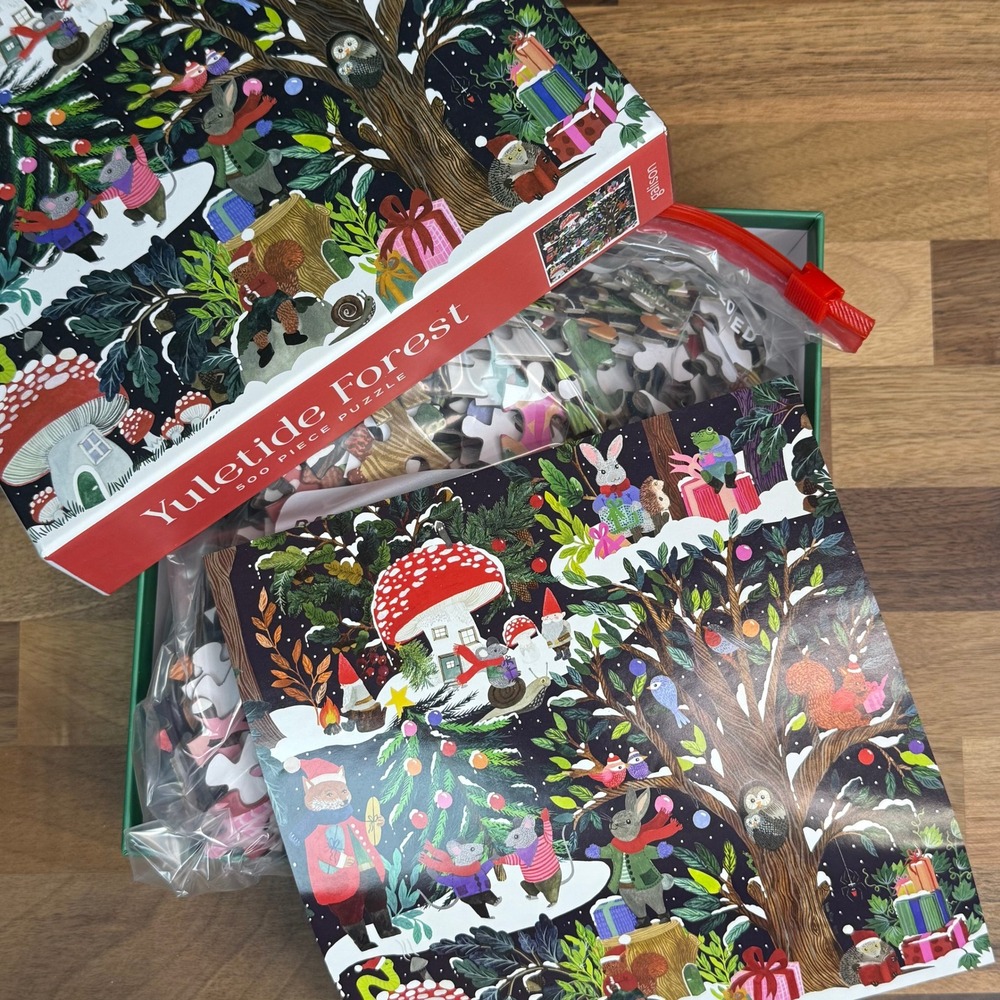 Galison Yuletide Forest 500 Piece Jigsaw Puzzle Christmas Winter Woodland Gnome - Picture 3 of 4